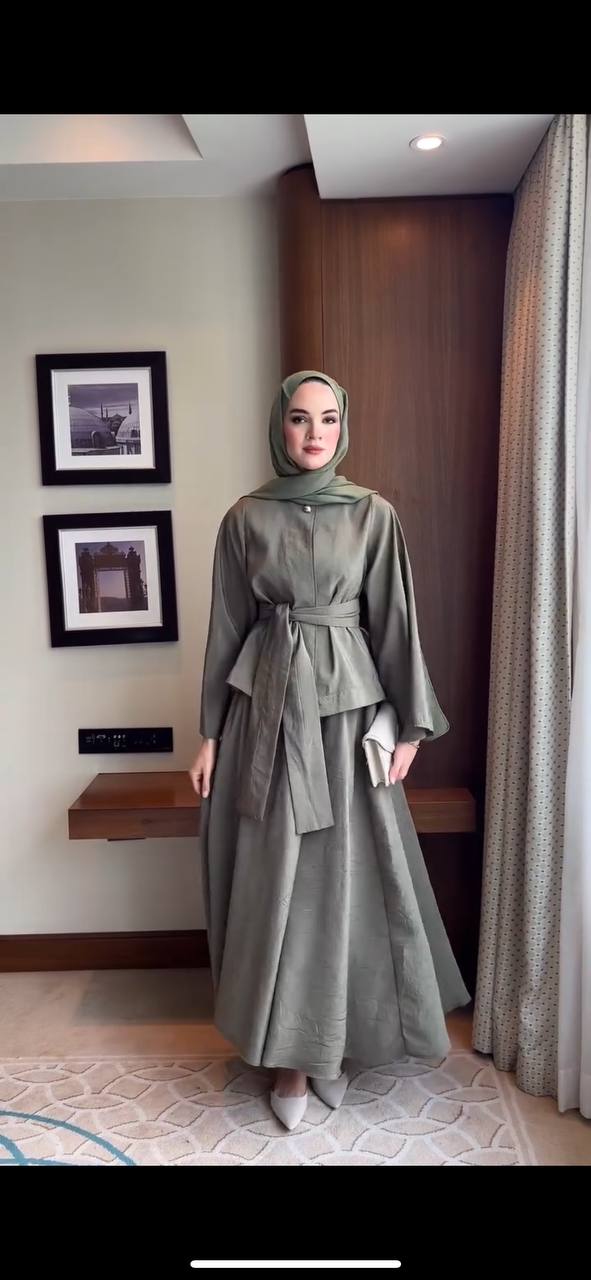 TENUE JANAA